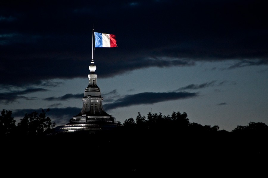 HHS teachers and students grieve Paris terrorist attacks